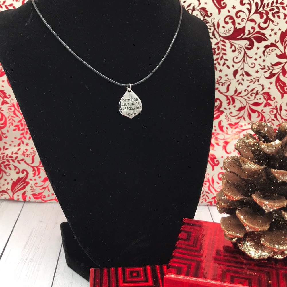 💖Tear drop “all things are possible“ necklace💖